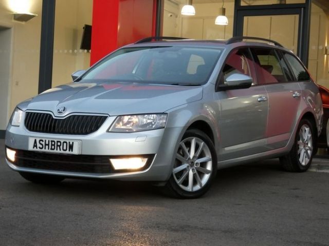 2014 14 Skoda Octavia ESTATE 2.0 TDI CR ELEGANCE 5d 150 S/S