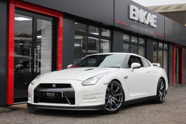 2013 63 Nissan GT-R 3.8 PREMIUM EDITION 2d AUTO 550 BHP