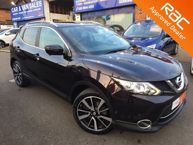View our NISSAN QASHQAI