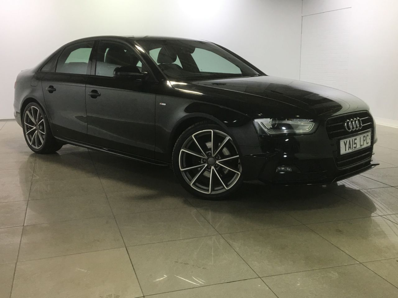 View our AUDI A4