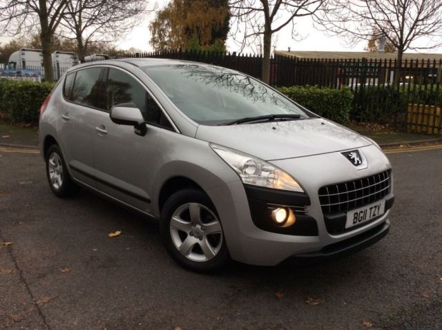 2011 11 Peugeot 3008 1.6 SR HDI 5d 112 BHP