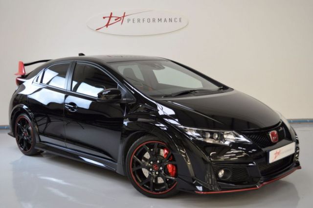 2017 17 Honda Civic 2.0 I-VTEC TYPE R GT 5d 306 BHP BLACK EDITION