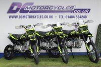 USED 2024 STOMP SUPERSTOMP 125R LATEST MODEL FREE HELMET & GLOVES NCLUDED 15 STOMPS ON SHOW 15 BIKIES ON DISPLAY AUTHORISED STOMP DEALER