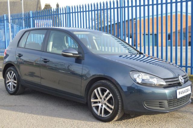 2009 59 Volkswagen Golf 1.6 SE TDI DSG 5d AUTO 103 BHP
