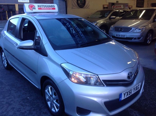 2011 61 Toyota Yaris 1.3 VVT-I TR 5d 