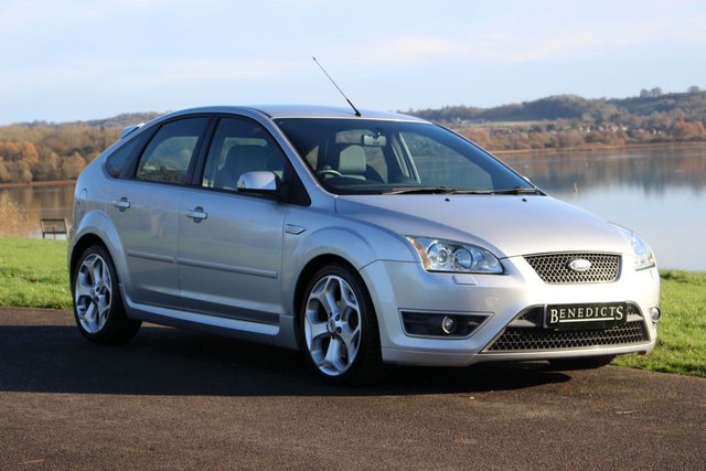 2006 06 Ford Focus 2.5 ST-2 5d 225 BHP