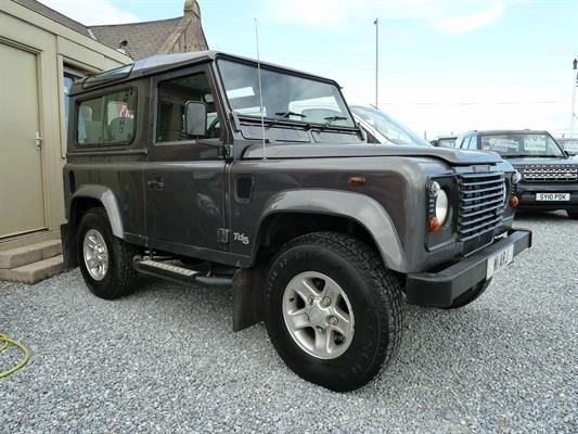 2002 Land Rover Defender 2.5Td5 Station Wagon 5d 2495cc