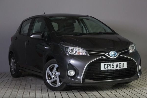 2015 15 Toyota Yaris 1.5 HYBRID ICON 5d AUTO 73 BHP