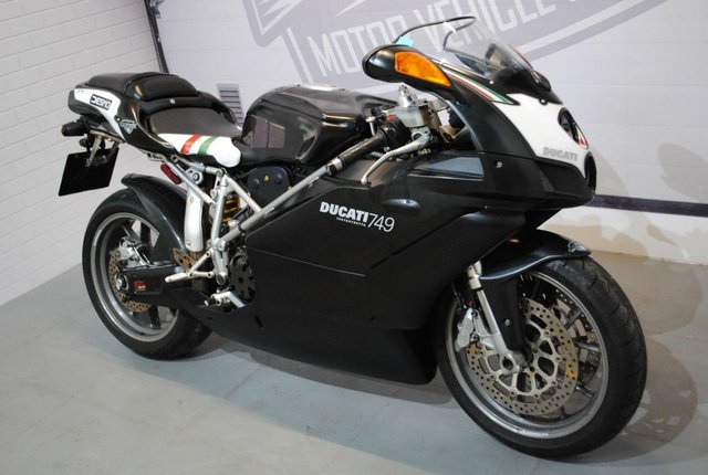 2007 07 Ducati 749 DARK, 748cc