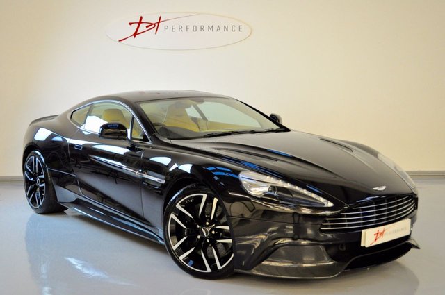 2015 65 Aston Martin Vanquish 5.9 V12 2d AUTO 568 BHP 1 OWNER NERO DAYTONA BLACK