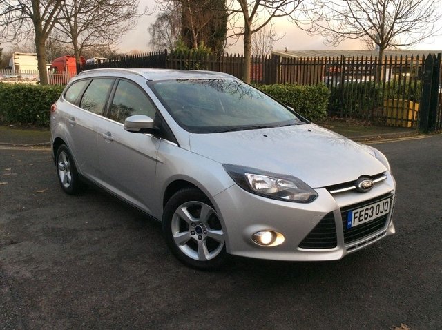 2013 63 Ford Focus 1.6 ZETEC NAVIGATOR TDCI 5d 113 BHP