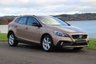 USED 2015 64 VOLVO V40 1.6 D2 CROSS COUNTRY LUX NAV 5d 113 BHP 3 VOLVO SERVICE STAMPS.