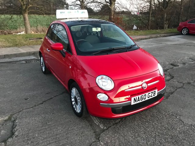 2010 60 Fiat 500 1.2 LOUNGE 3d 69 BHP