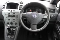 USED 2009 59 VAUXHALL ZAFIRA 1.6 LIFE 5d 113 BHP | LOW RATE FINANCE |