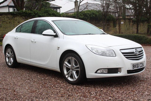 2011 61 Vauxhall Insignia 2.0 SRI NAV CDTI 4d 158 BHP