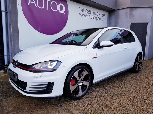 2015 15 Volkswagen Golf 2.0 GTI PERFORMANCE 3d 227 BHP