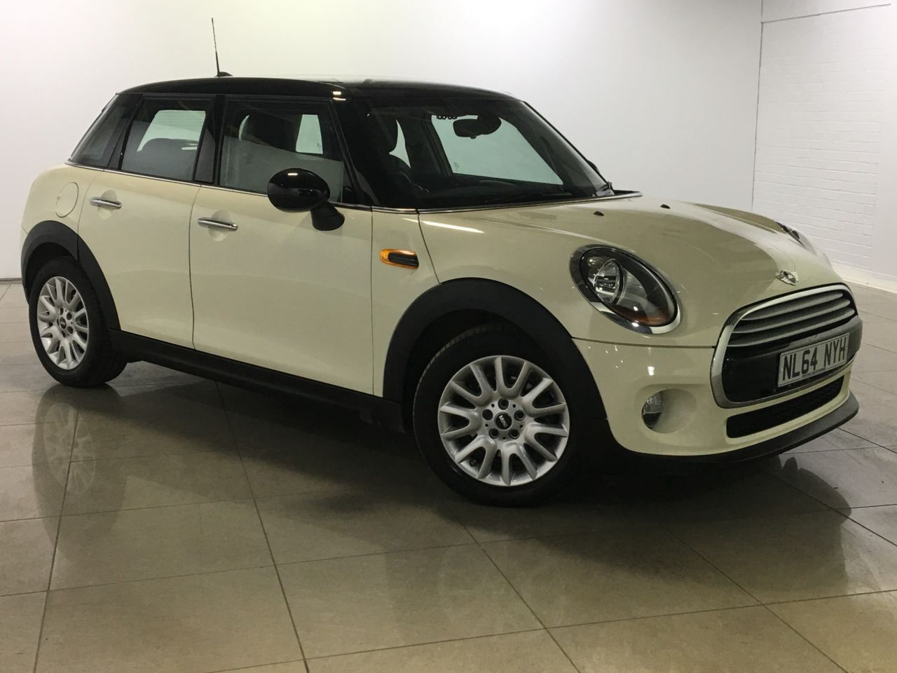 View our MINI HATCH COOPER