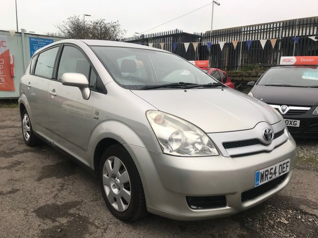 2004 54 Toyota Corolla 1.8 VERSO T2 VVT-I 5d 128 BHP
