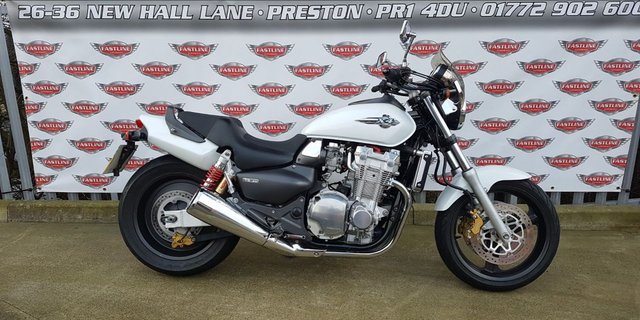 2000 W Honda Cb1300 X4 Muscle Bike