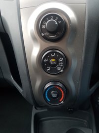 USED 2010 60 TOYOTA YARIS 1.3 TR VVT-I 5d  