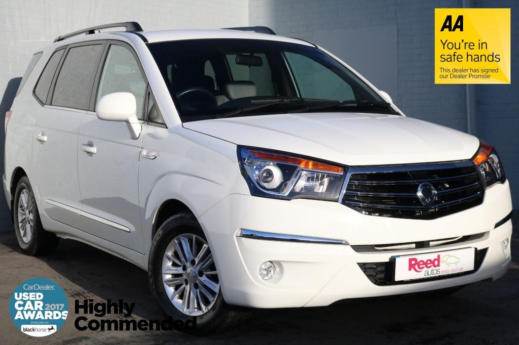 2015 65 SSANGYONG TURISMO 2.0 ES 5d 155 BHP