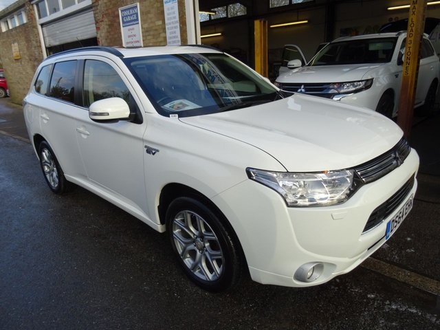 2014 64 Mitsubishi Outlander 2.0 PHEV GX 4H 5d PLUG-IN HYBRID AUTOMATIC 162 BHP FOUR WHEEL DRIVE