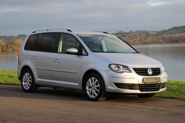 2010 10 Volkswagen Touran 1.9 MATCH TDI 5d 103 BHP
