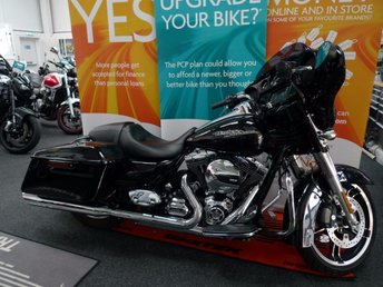 2017 HARLEY-DAVIDSON FLHX STREET GLIDE}