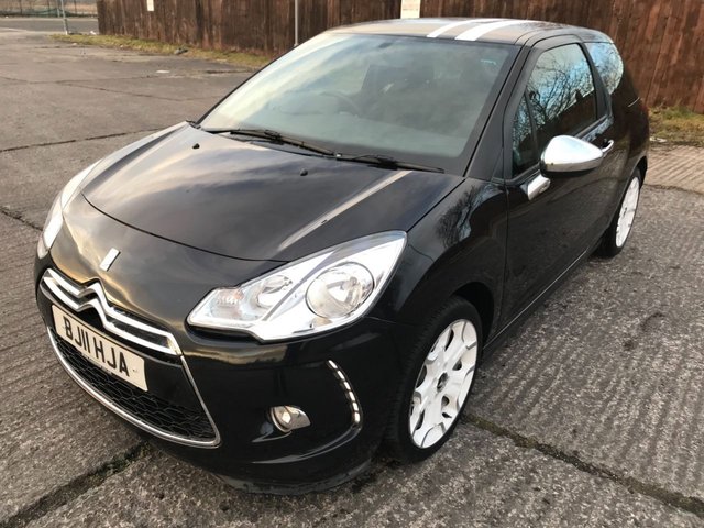2011 11 Citroen DS3 1.6 HDI BLACK AND WHITE 3d 90 BHP