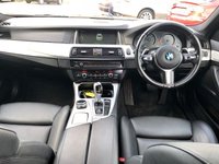 USED 2014 14 BMW 5 SERIES 2.0 520D M SPORT 4d AUTO 181 BHP **Steering wheel Paddles**