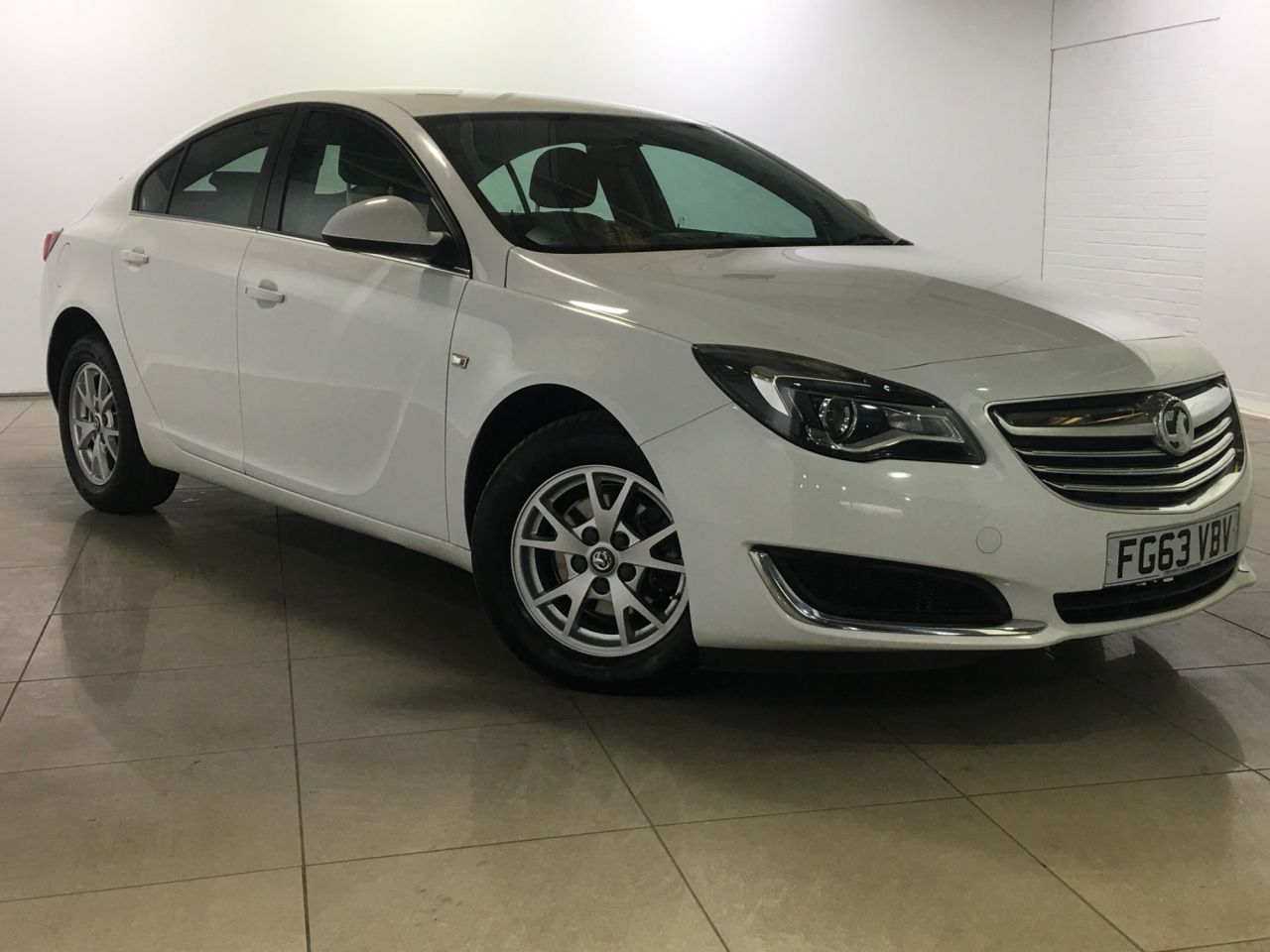 View our VAUXHALL INSIGNIA
