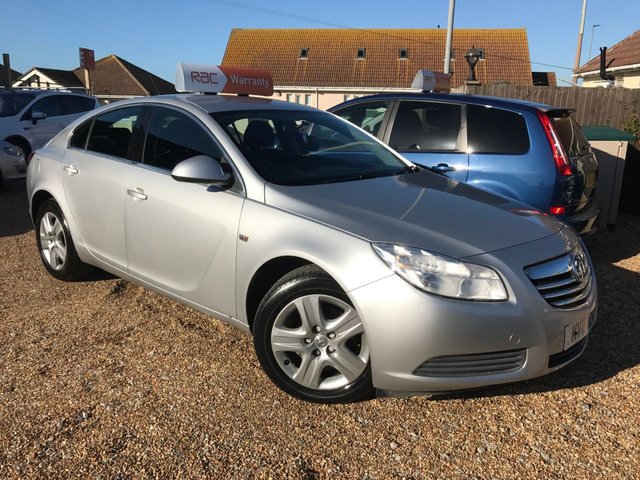 2011 11 Vauxhall Insignia 1.8 EXCLUSIV 5d 138 BHP