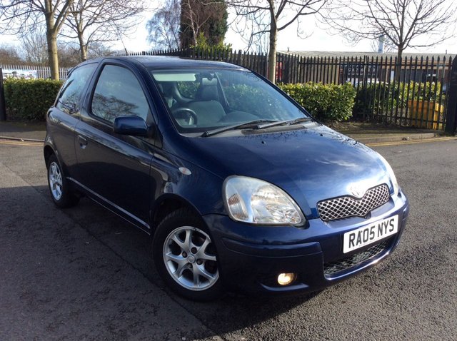2005 05 Toyota Yaris 1.3 COLOUR COLLECTION VVT-I 3d 86 BHP