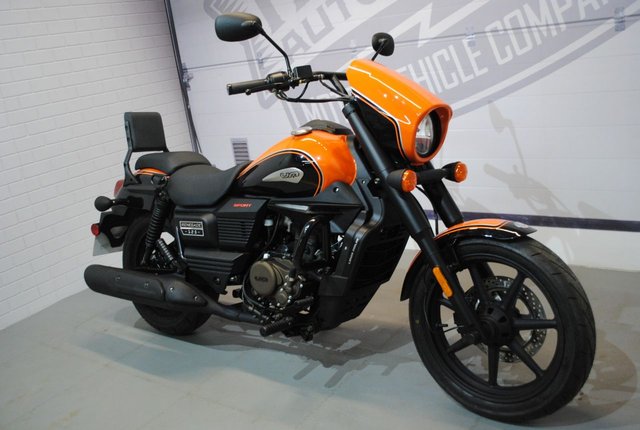 2018 67 Um Renegade Commando RENEGADE SPORT S, 125cc 