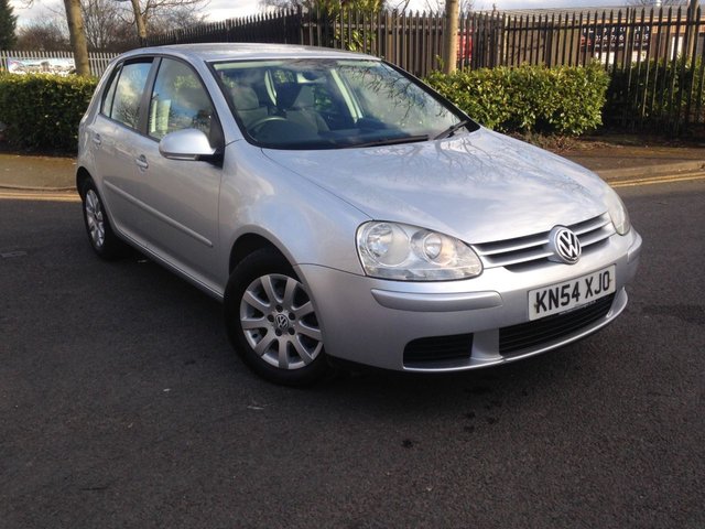 2004 54 Volkswagen Golf 1.6 SE FSI 5d 114 BHP