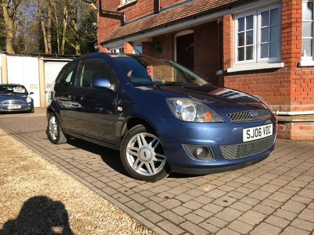 2006 06 Ford Fiesta 1.4 GHIA 16V 3d 80 BHP