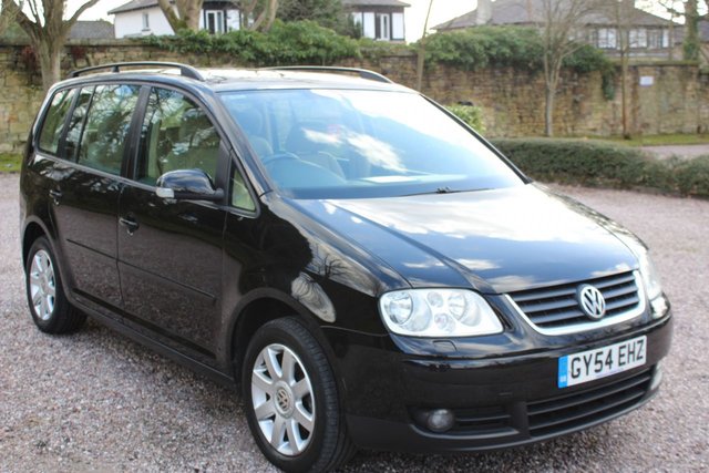 2004 54 Volkswagen Touran 2.0 SE TDI 7 STR 5d 136 BHP