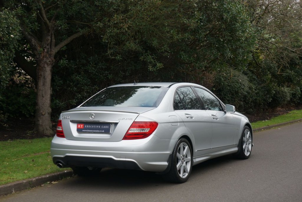 Mercedes Benz C Class C250 Cdi Blueefficiency Sport