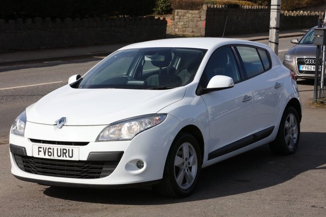2011 61 Renault Megane 1.6 DYNAMIQUE TOMTOM VVT 5d 110 BHP