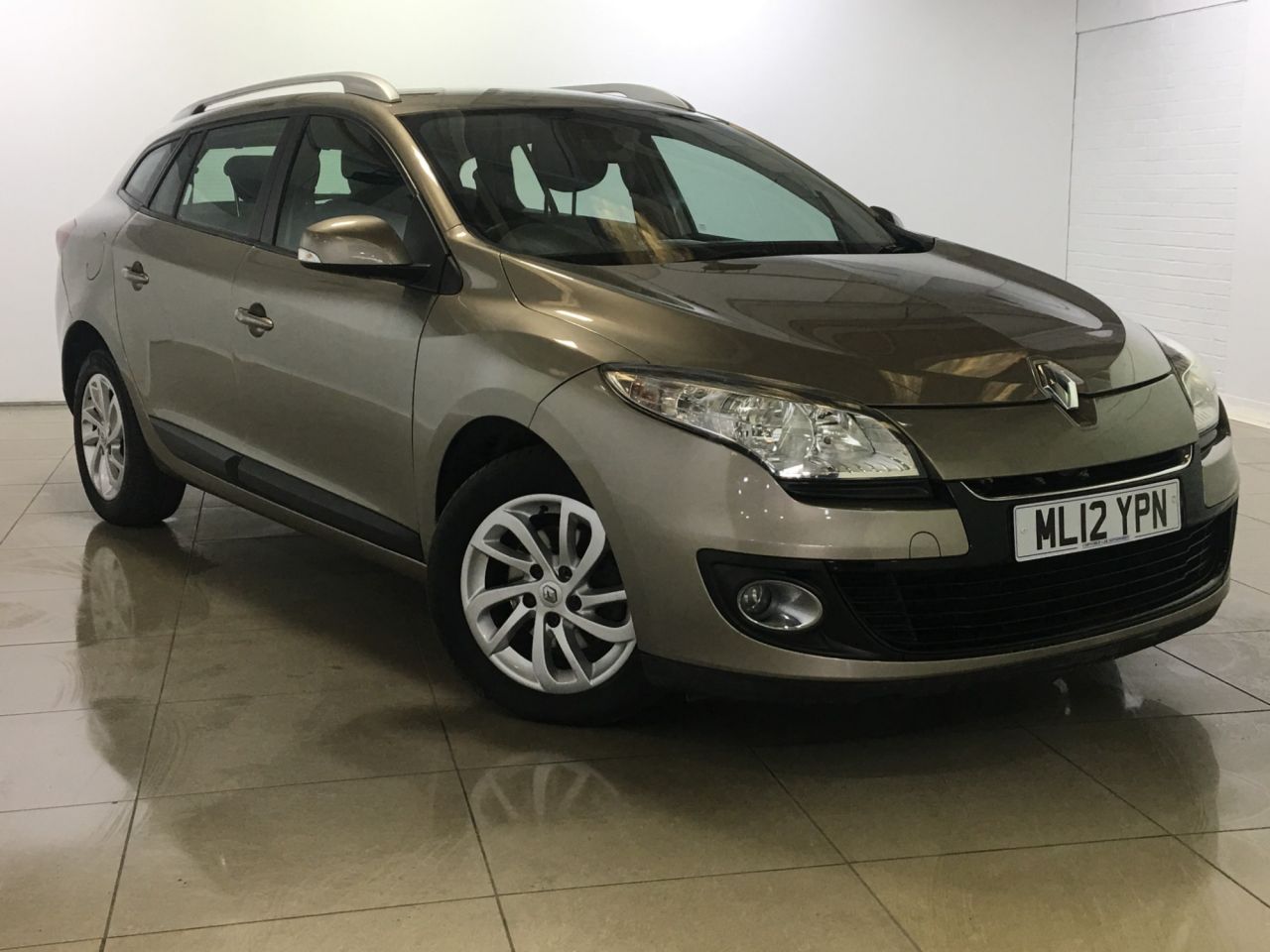 View our RENAULT MEGANE