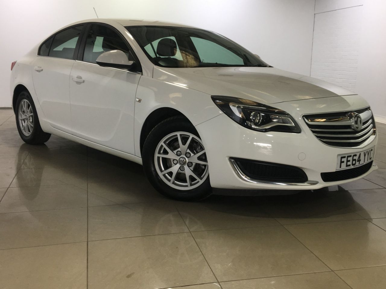 View our VAUXHALL INSIGNIA