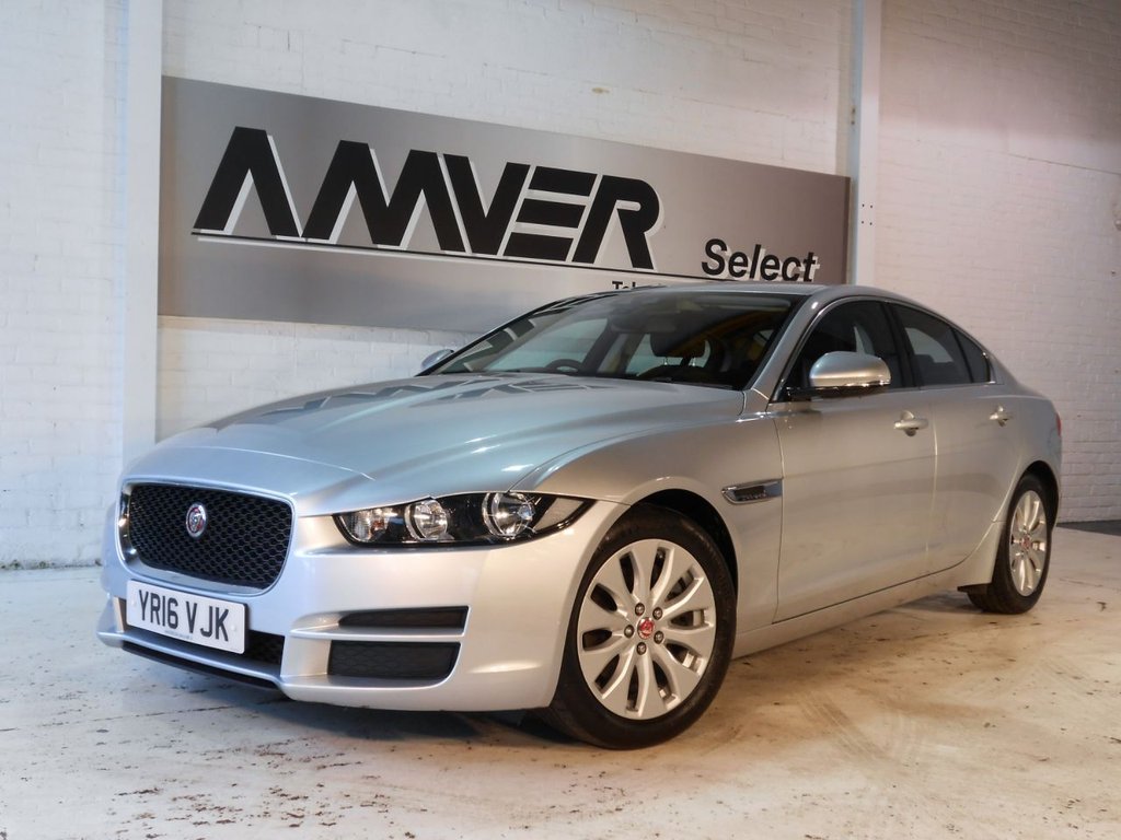 USED 2016 16 JAGUAR XE 2.0 PRESTIGE 4d 161 BHP ONE OWNER WITH FULL JAGUAR SERVICE HISTORY & UNLIMITED MILEAGE JAGUAR NEW-CAR WARRANTY UNTIL MAY 2019