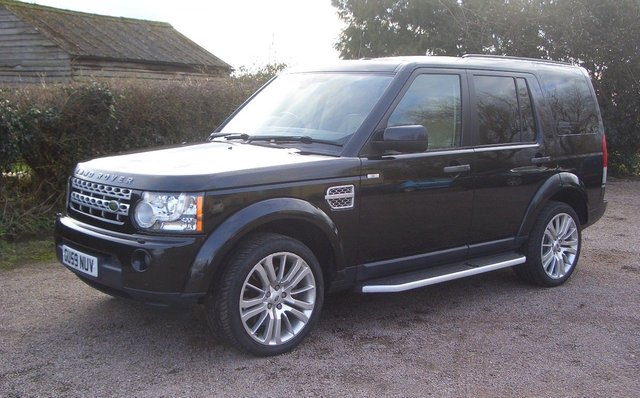 2009 59 Land Rover Discovery 3.0 4 TDV6 HSE 5d AUTO 245 BHP