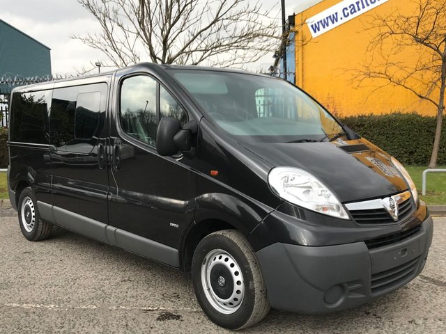 2014 Vauxhall Vivaro VIVARO 2.9t 2.0CDTi 115ps Lwb Combi - Crew 9 Seat Minibus