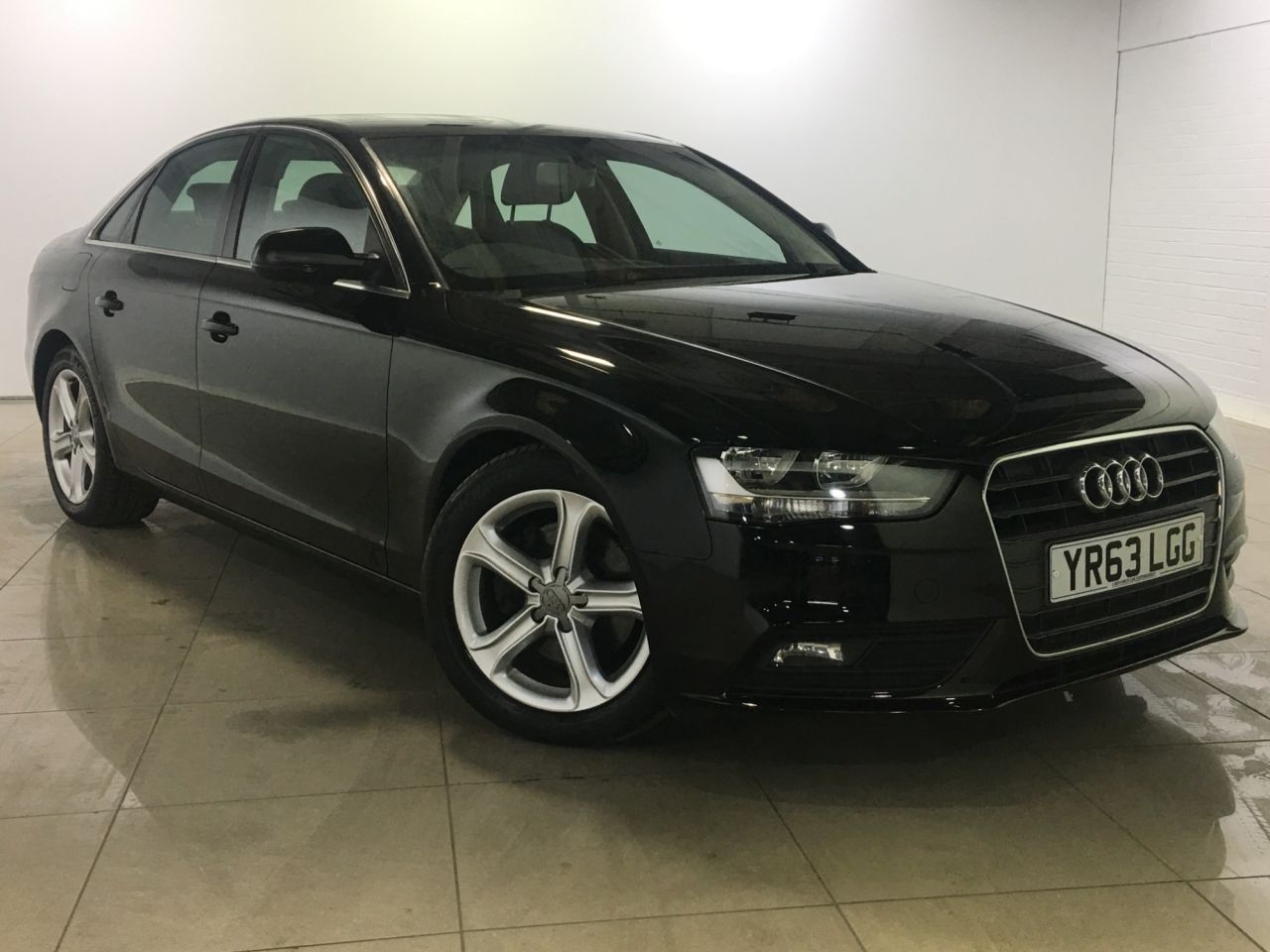 View our AUDI A4