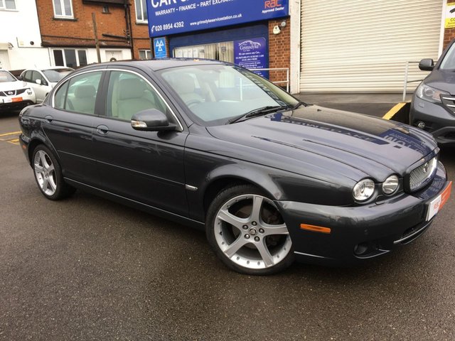 2009 59 Jaguar X-Type 2.2 SE 4d AUTO 145 BHP