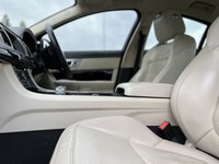 USED 2012 62 JAGUAR XF 3.0 D V6 S PORTFOLIO 4d AUTO 275 BHP Ivory Leather Kalminos Alloys