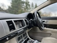 USED 2012 62 JAGUAR XF 3.0 D V6 S PORTFOLIO 4d AUTO 275 BHP Ivory Leather Kalminos Alloys