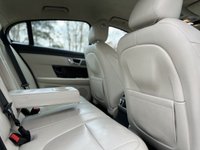 USED 2012 62 JAGUAR XF 3.0 D V6 S PORTFOLIO 4d AUTO 275 BHP Ivory Leather Kalminos Alloys