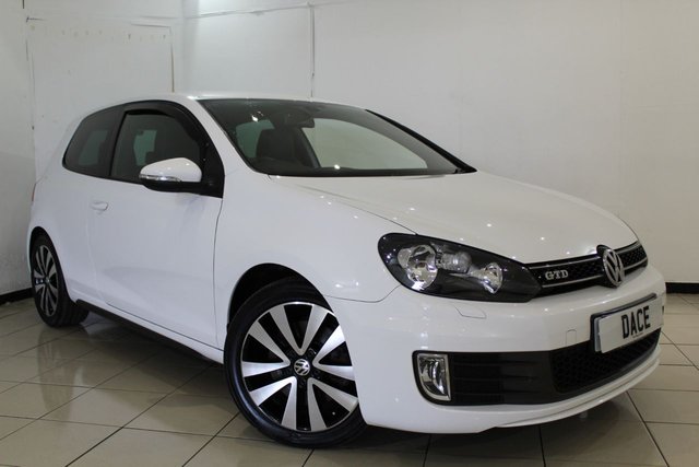 View our VOLKSWAGEN GOLF